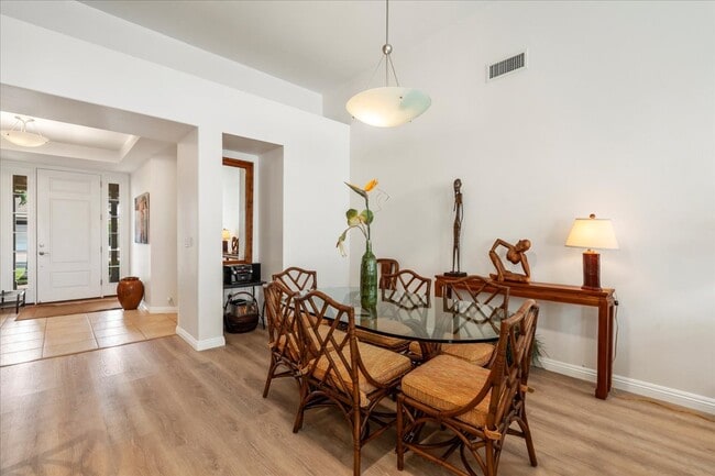 Building Photo - 67 Ahekolo St