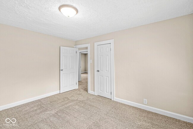 Building Photo - 4248 Carrollton Ave