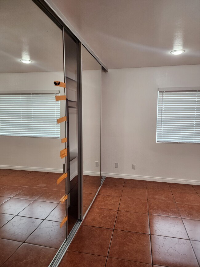 Building Photo - 25743 Hogan Dr