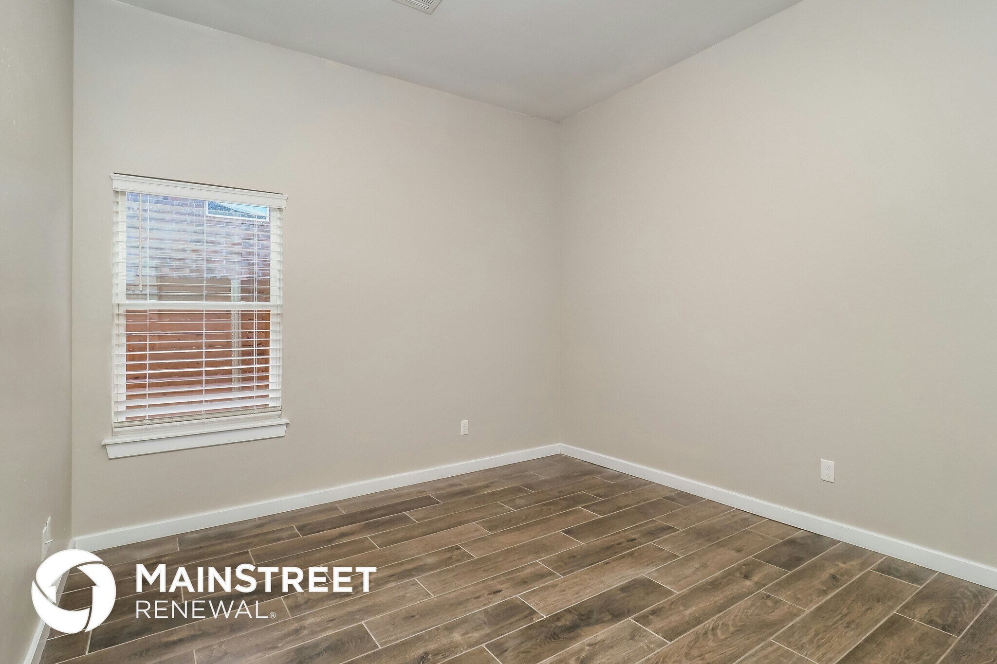 Building Photo - 11233 Paradise Out Ln