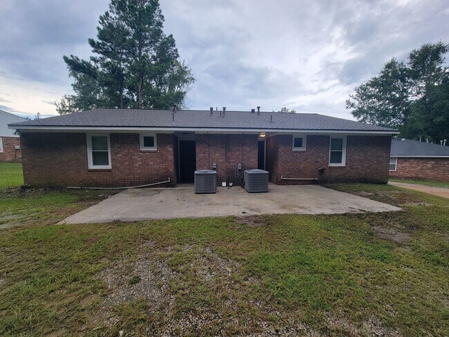 Building Photo - Shady Grove - Columbia County