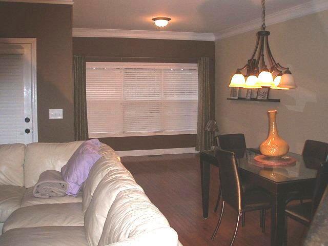Building Photo - 414 Weatherbrook Way