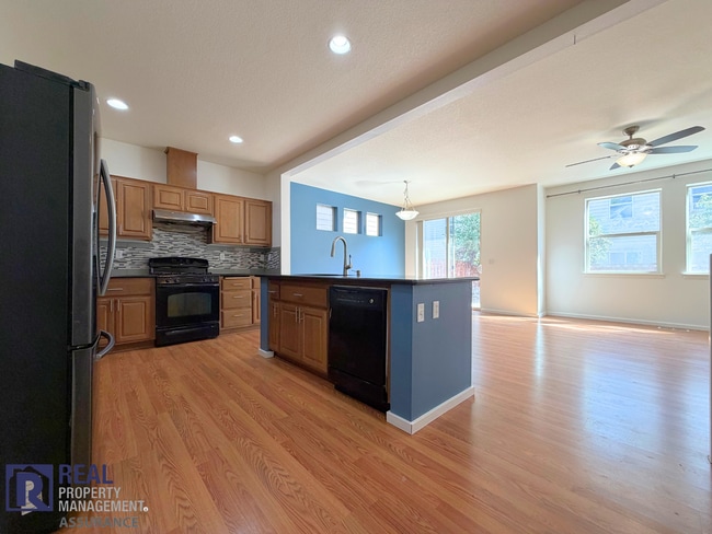 Building Photo - 18658 SW Hideo Ct