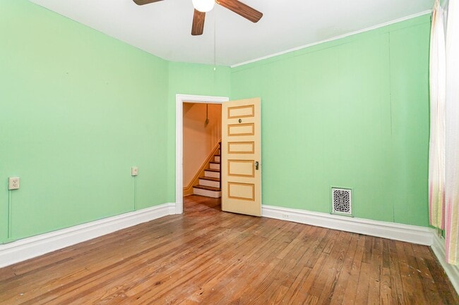 Building Photo - 273 S Hanover St