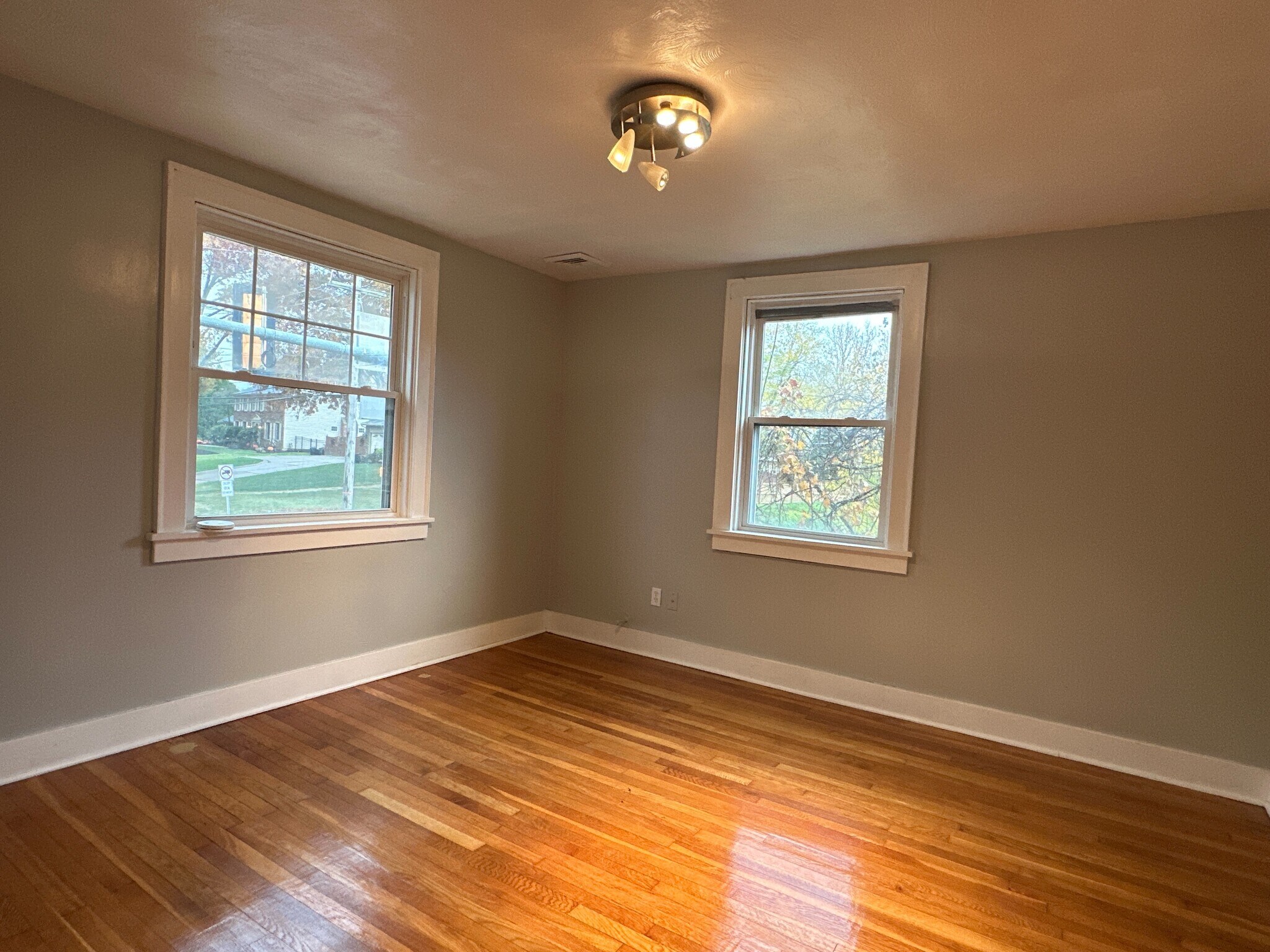additional second floor bedroom - 2518 Bethel Church Rd
