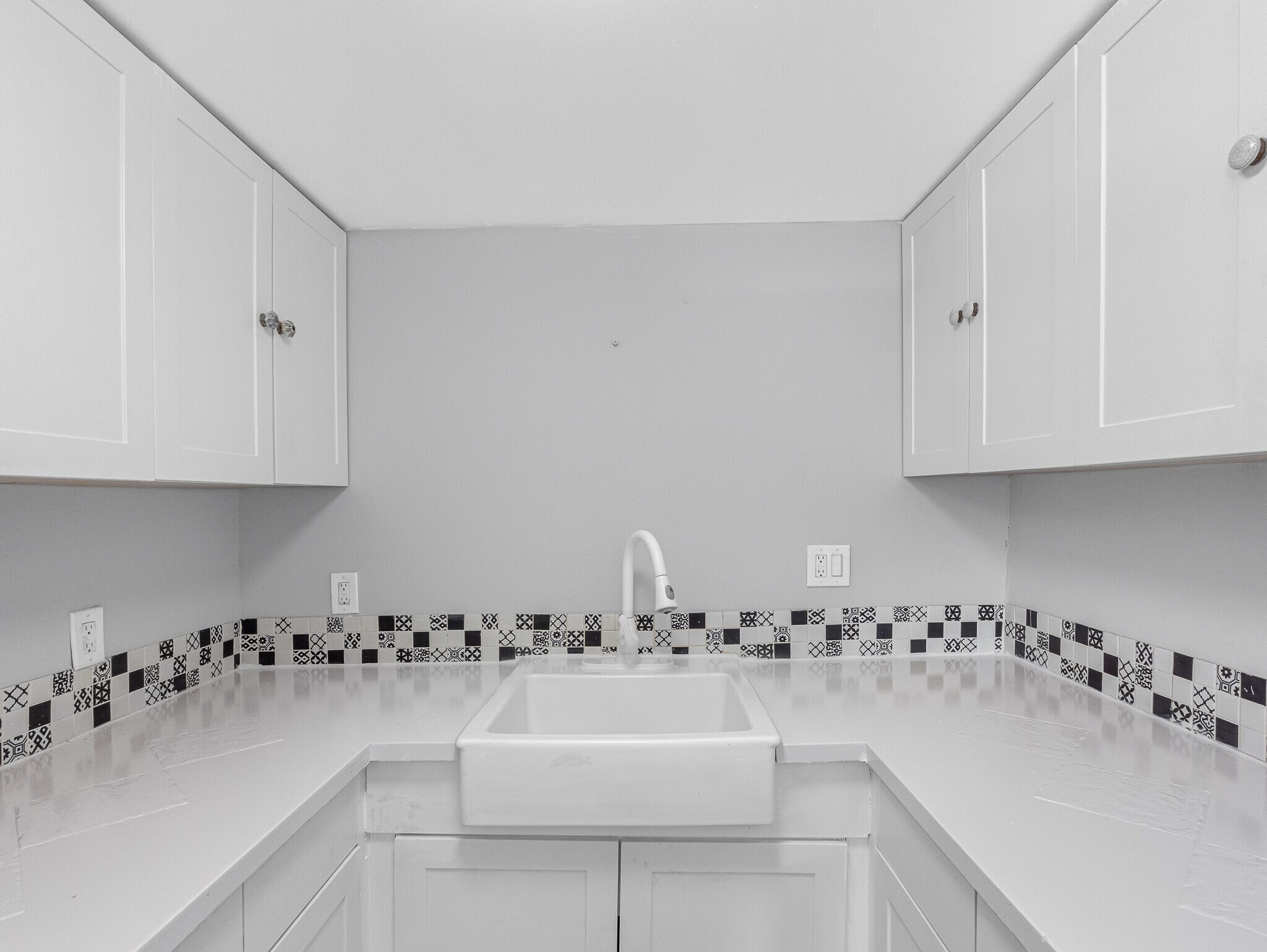 Clean and Nice - 311 Avanda Ct