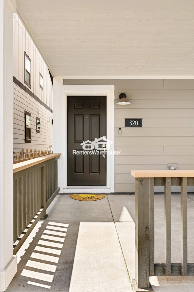 Building Photo - 320 Marshall Mews