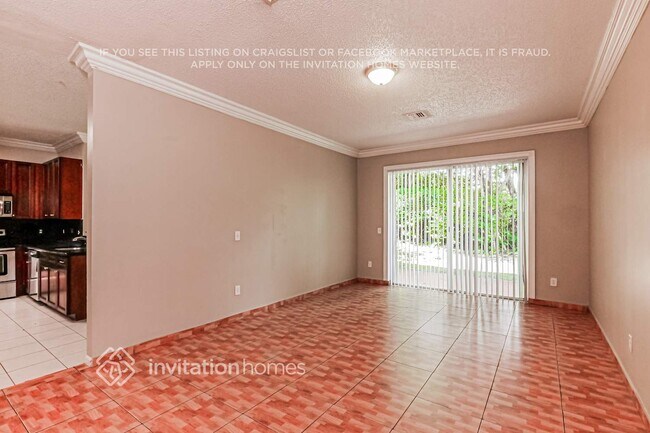 Building Photo - 5833 Eagle Cay Ln