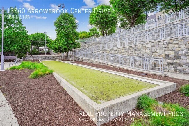 Building Photo - 13360 Arrowbrook Centre Dr