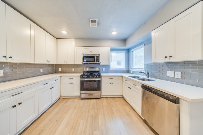 Building Photo - 4523 Keystone St