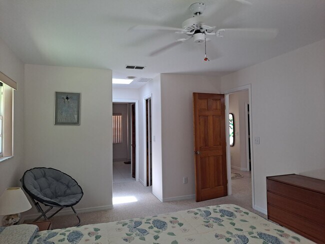 Building Photo - BEACHSIDE NSB FURNISHED RENTAL AVAILABLE MONTHLY!