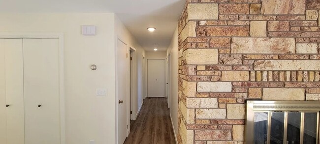 Building Photo - 110 Rimini Rd