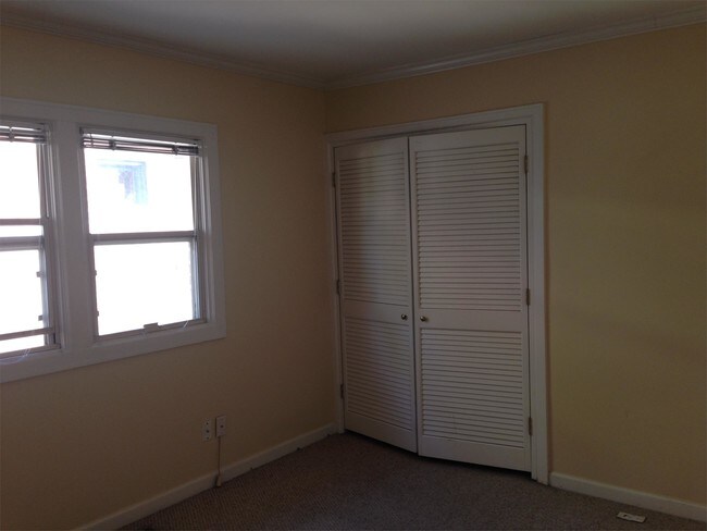 Building Photo - 1396 S 1500 E