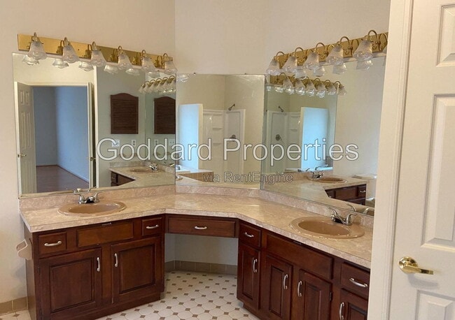 Building Photo - 10225 Club House Court