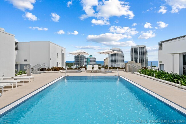 Building Photo - 435 Bayshore Dr