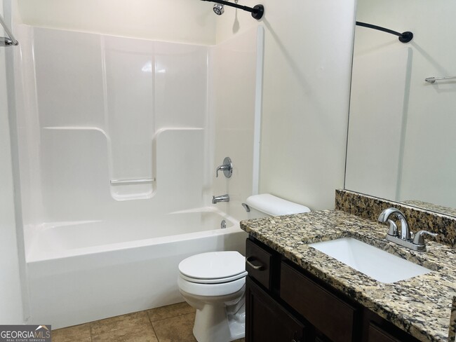 Building Photo - 369 Cliffhaven Cir