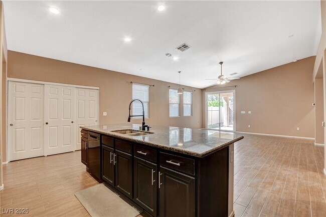 Building Photo - 2104 LeatherBridge Ct