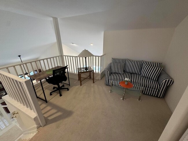 Building Photo - 77 Spyglass Way