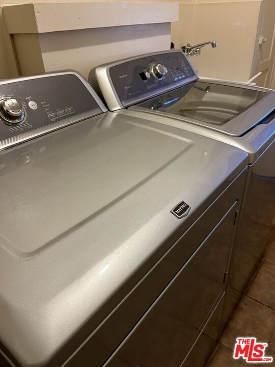 Building Photo - 4238 Sutro Ave