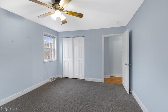 Building Photo - 5443 Houghton Pl