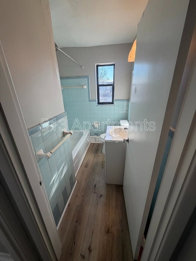 Building Photo - 5146 Carthage Ave