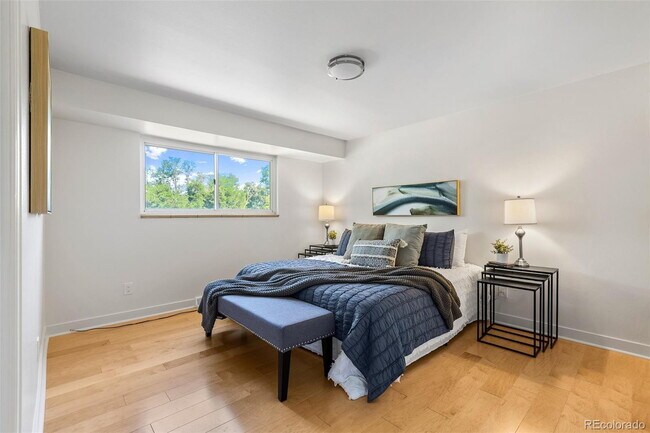 Building Photo - Charming 4-Bed Home