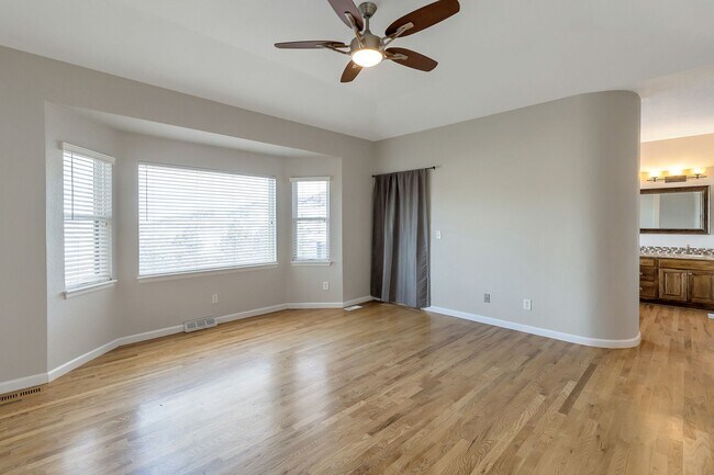 Building Photo - **Beautiful 5 Bed 4 Bath home for rent in ...