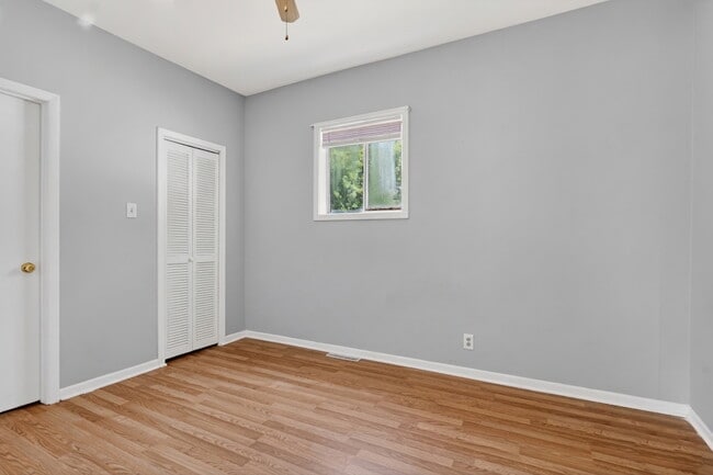 Building Photo - 241 S Highland Dr