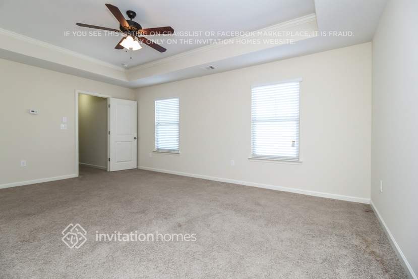 Building Photo - 3205 Franklin St