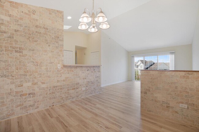 Building Photo - 670 Mill Cir