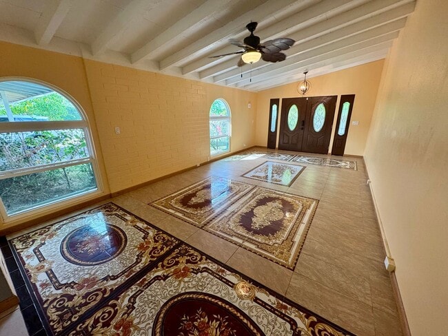 Building Photo - Rarely available 4 bed, 3 bath w/ a pool i...