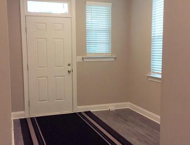 Building Photo - 5121 Heathbrook Dr