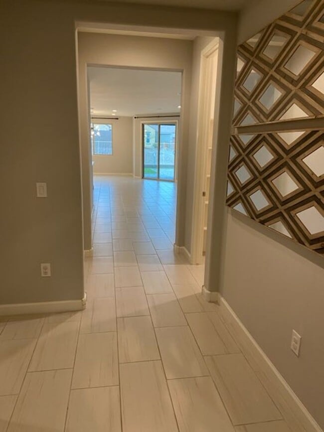 Building Photo - STUNNING NEWER HOME- GATED