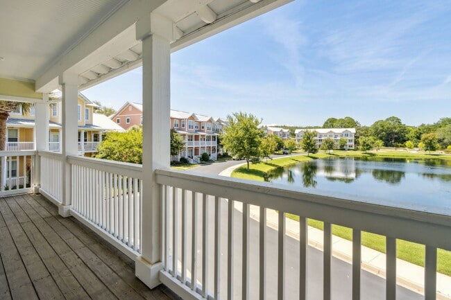 Building Photo - Cape Sound Condo