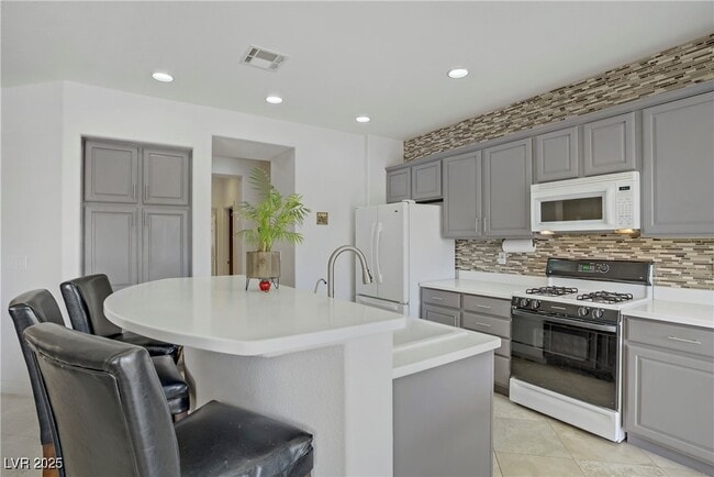 Building Photo - 10505 Bambola Pl