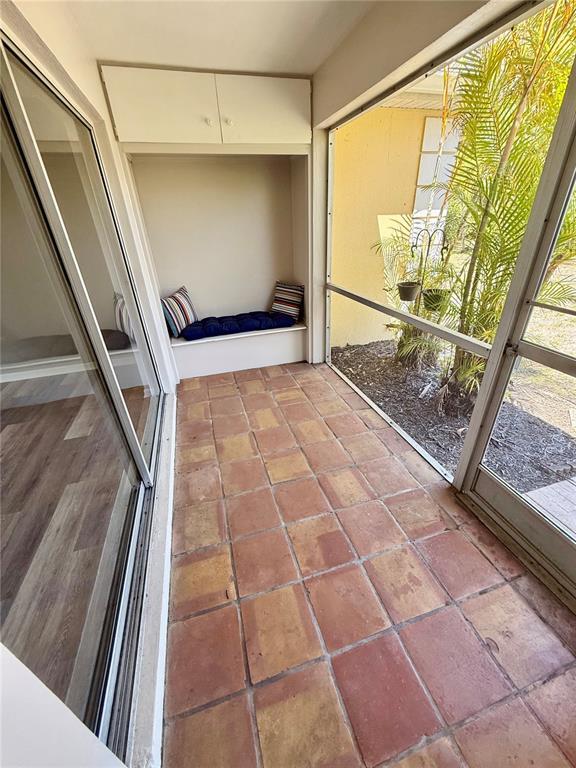 Building Photo - 2403 Aspinwall St