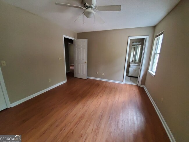Building Photo - 403 Wendwood Ct