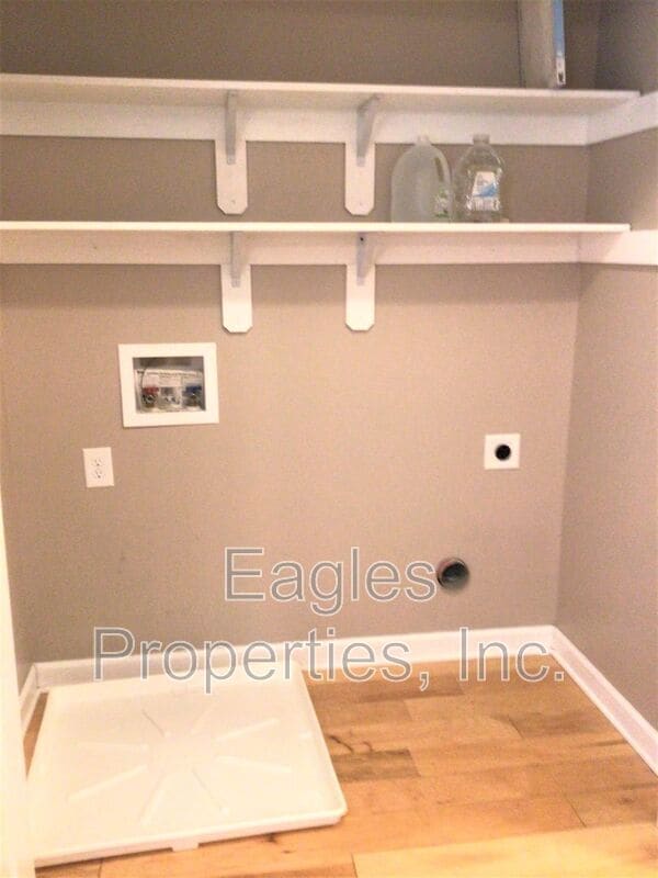 Building Photo - 511 Planters Ridge Dr