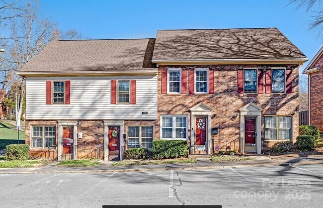 Primary Photo - 6428 Old Pineville Rd