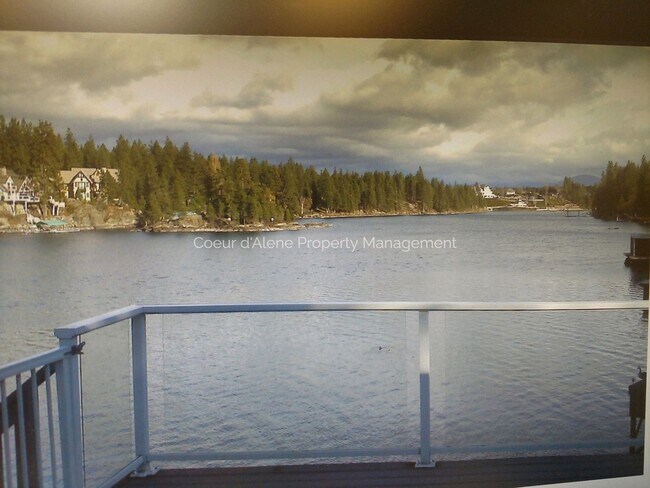 Building Photo - 2+ bed, 2 bath house on the Spokane River!