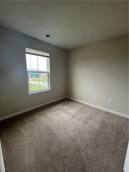 Building Photo - 6003 Atlin Ln