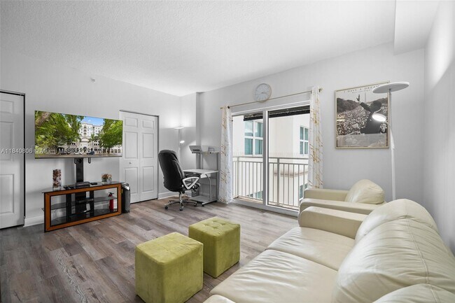 Building Photo - 50 Menores Ave