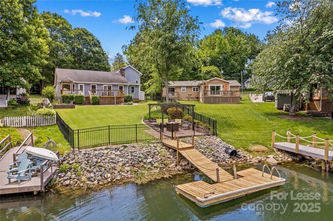 Primary Photo - 21112 Rio Oro Dr