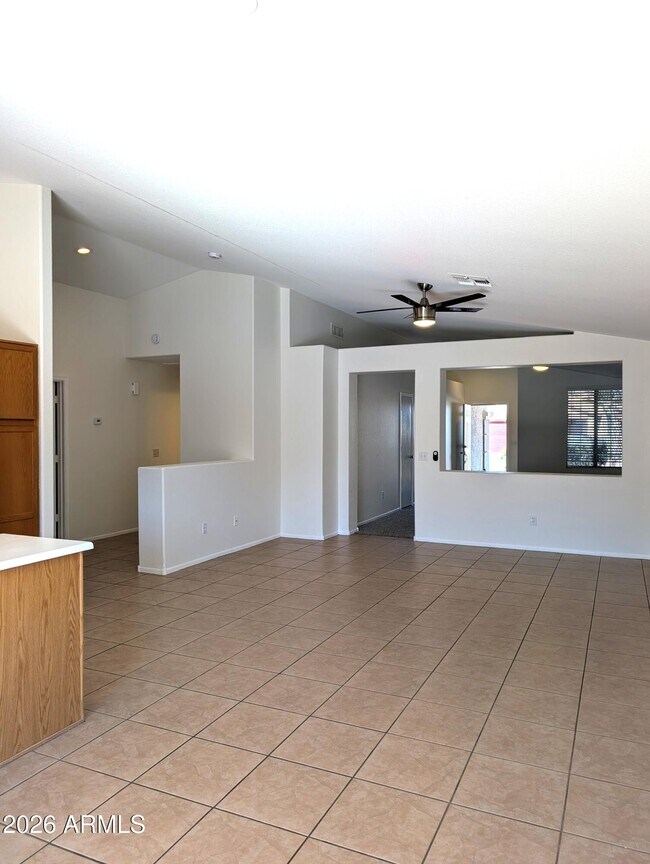 Building Photo - 2471 E Derringer Way