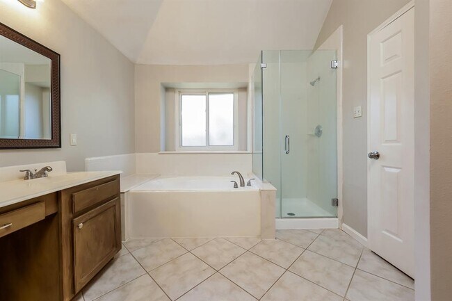 Building Photo - 7619 Danehill Dr