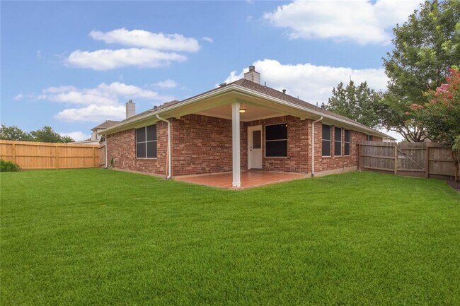 Building Photo - 12130 Piney Bend Dr