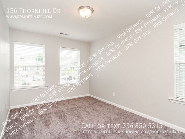 Building Photo - 156 Thornhill Dr