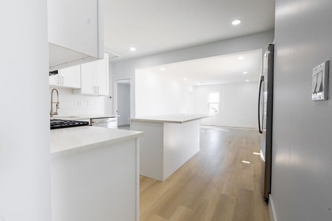 Building Photo - Brand new 3bed 2bath Single Family Home