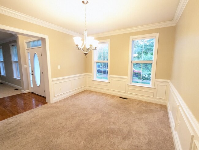 Building Photo - STUNNING Single Family Home in Brunswick C...