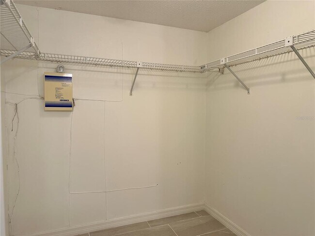 Building Photo - 6191 Timberlake Dr